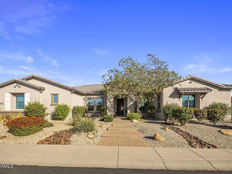 6119 E OYER Lane photo 2