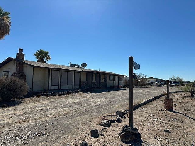 5174 S Pasadena Road photo 1