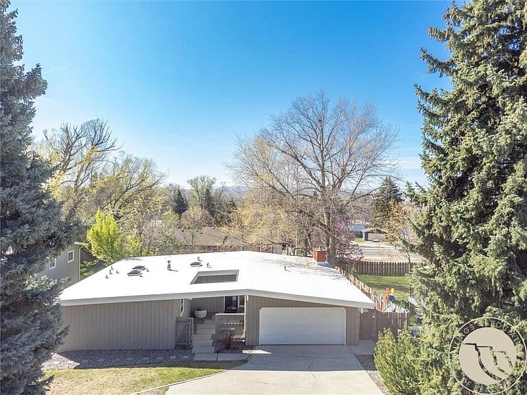 2036 Green Terrace Dr photo 1