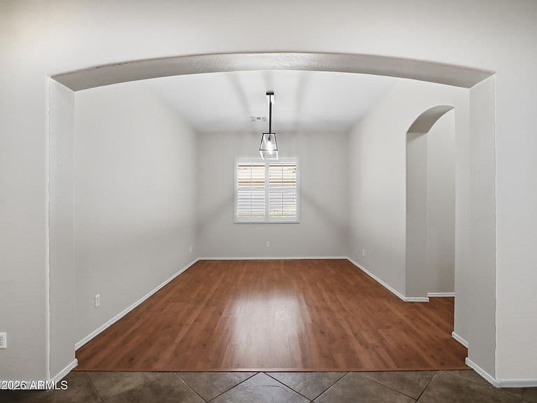 2406 W DESPERADO Way photo 4