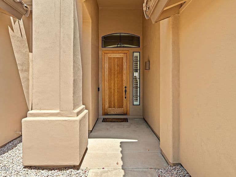 9330 E Sutherland Way photo 3