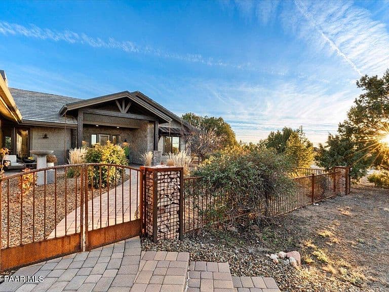 5485 W Bruno Canyon Dr photo 4