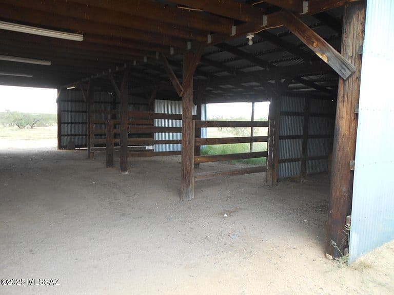 435 W Papago Way photo 4