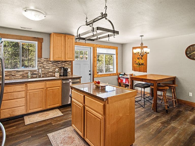 55 Keenans Way photo 4
