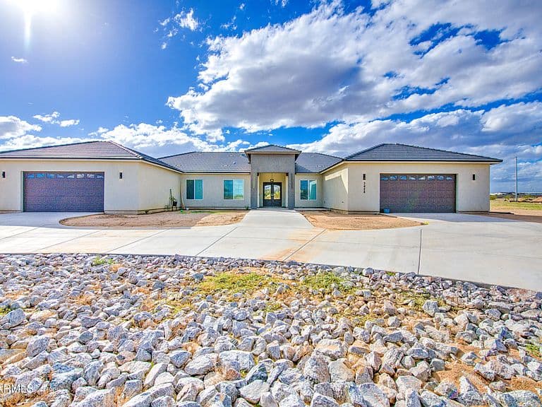 3628 N 367TH Avenue photo 5
