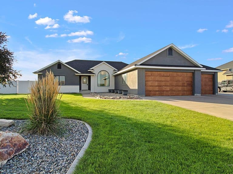 78 Pelican Dr photo 2