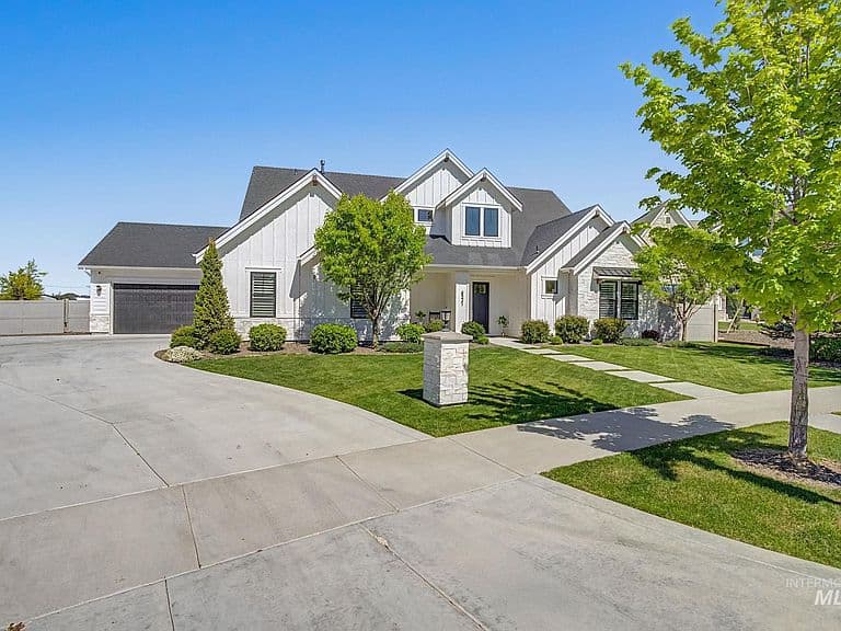 6521 S Pemberley Way photo 2