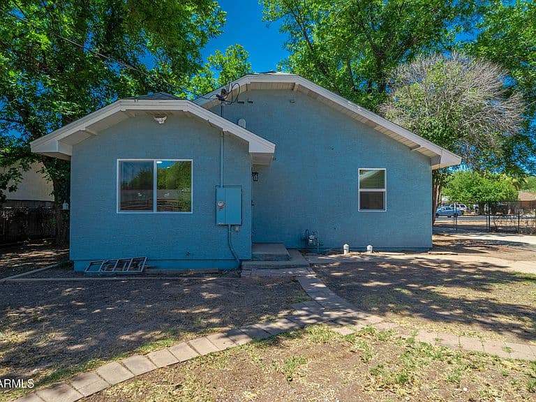 247 S MESQUITE Street photo 5