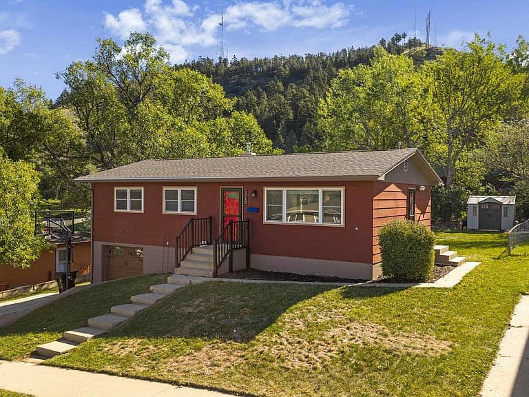 1710 Cruz Dr photo 1