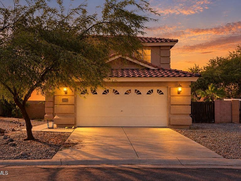 31170 N CACTUS Drive photo 1