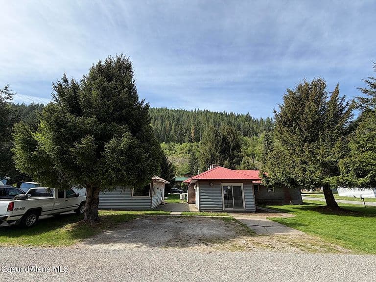 305 E Fir Ave photo 2