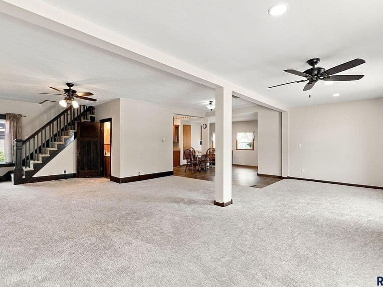 1040 Lincoln St photo 4