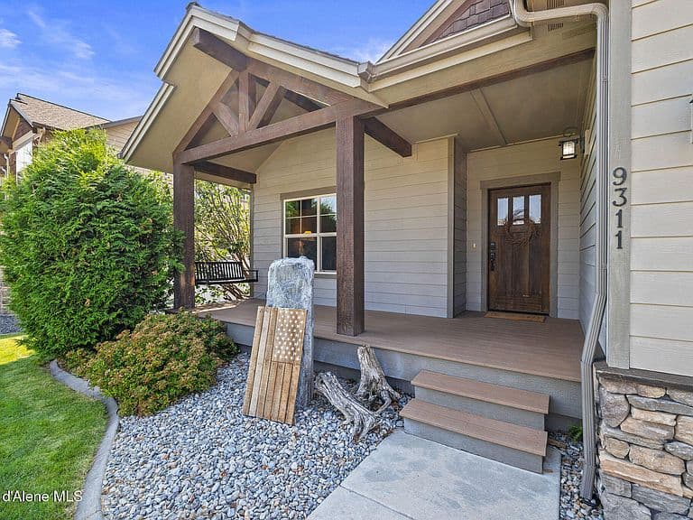 9311 N Justice Way photo 3