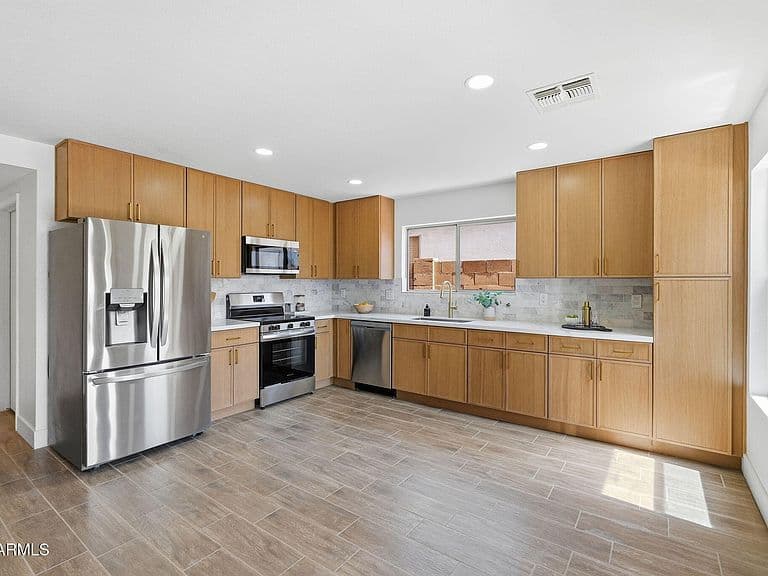 5047 E PEAK VIEW Road photo 1