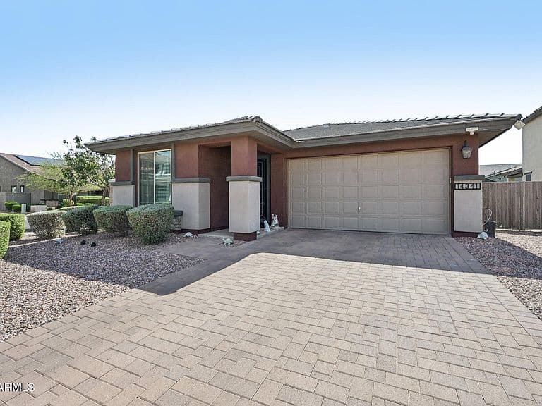14341 W DAHLIA Drive photo 2