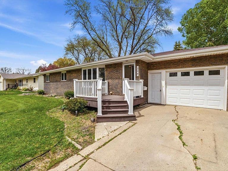 248 Wegener Dr photo 4