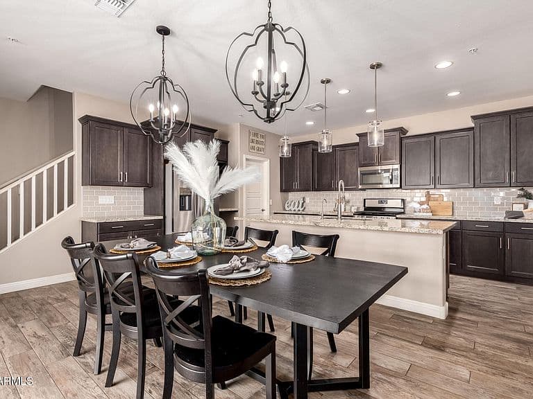 2369 N Riley Rd photo 4