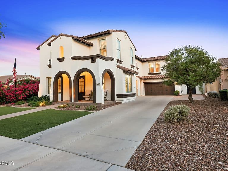 20607 W HOLT Drive photo 5