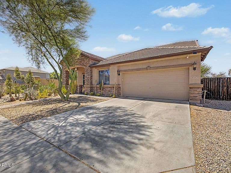 3474 E COCONINO Way photo 2