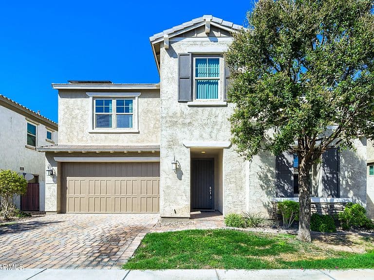 986 W ANGEL Drive photo 1