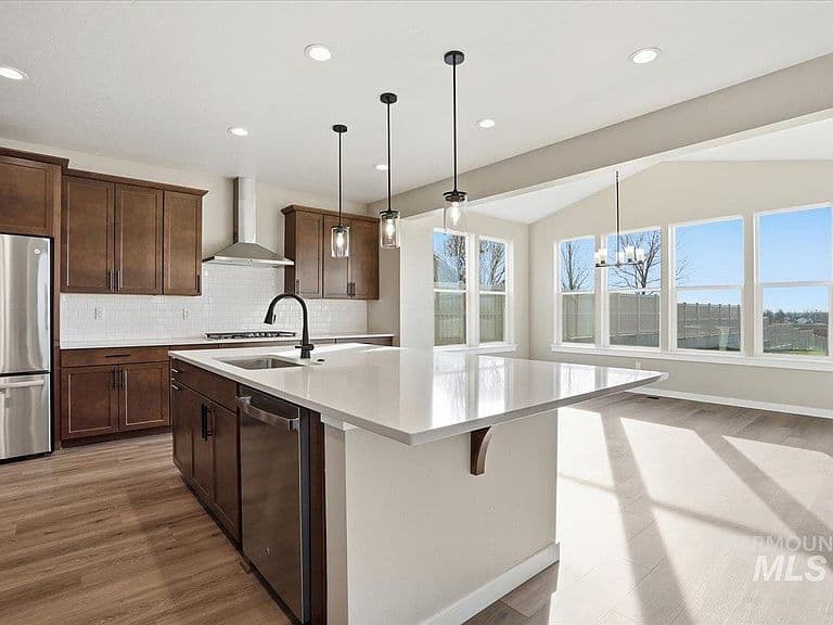 17031 N Yorktown Way photo 4
