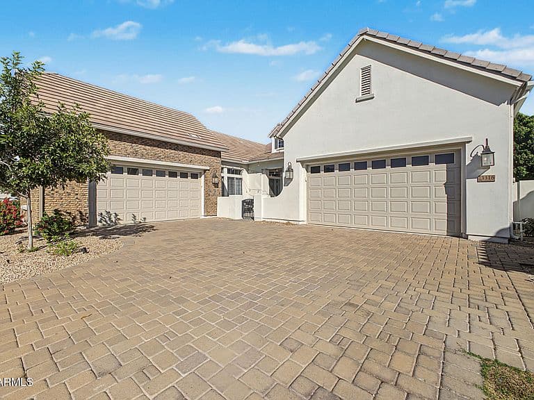3316 E INDIGO BAY Court photo 3