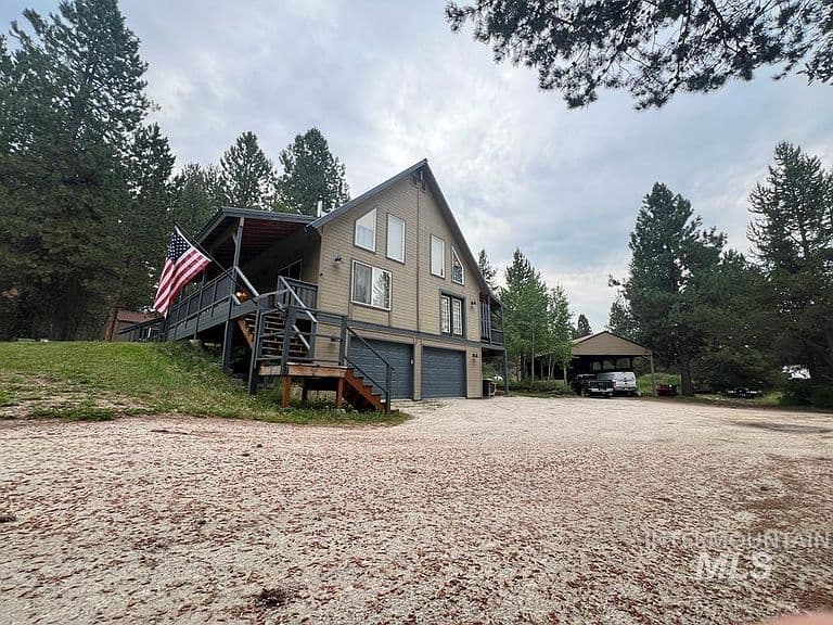 1907 Gold Dust Rd photo 4