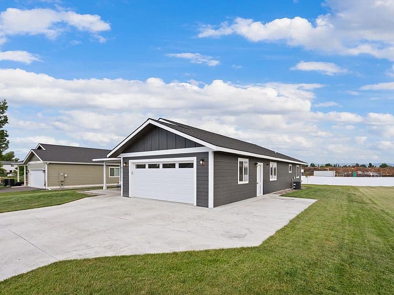 81 Shorty Way photo 3