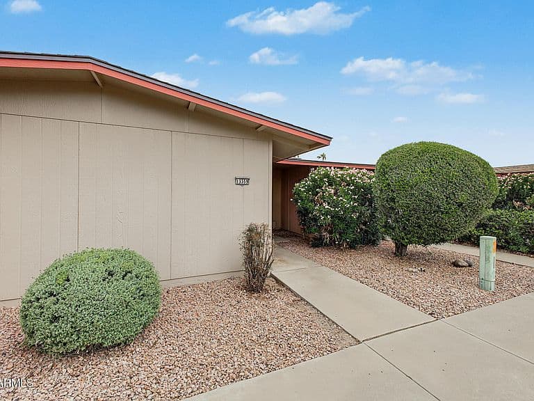 13359 W DESERT GLEN Drive photo 2