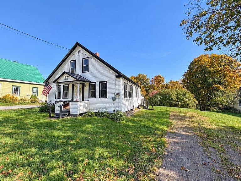 23 Bugbee Crossing Road photo 2
