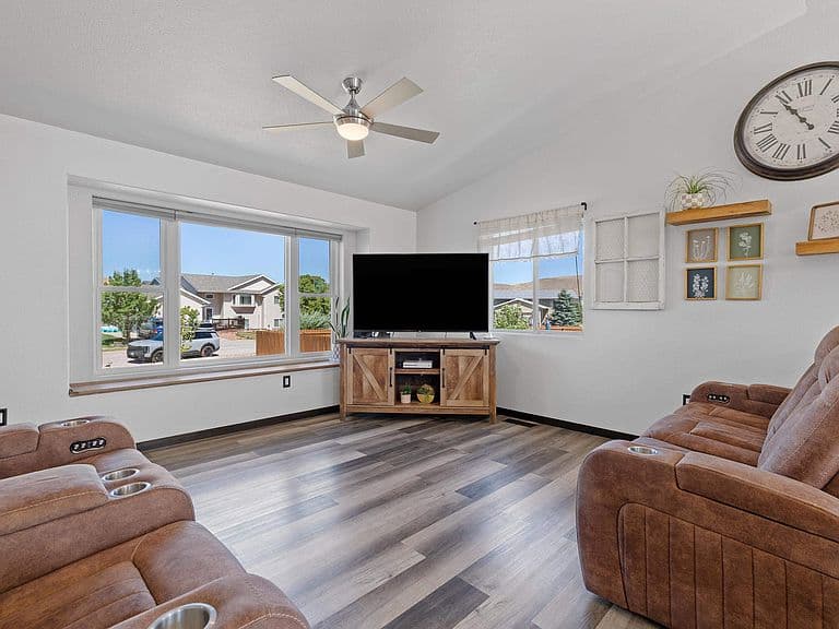 169 Adonia Ln photo 3