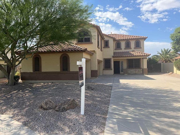 4415 E RUNAWAY BAY Drive photo 2