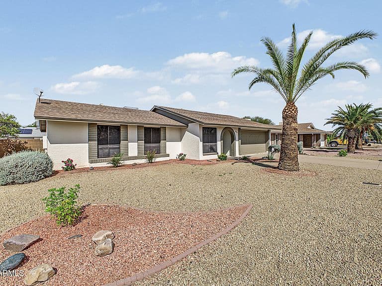 10402 W Harmont Drive photo 5