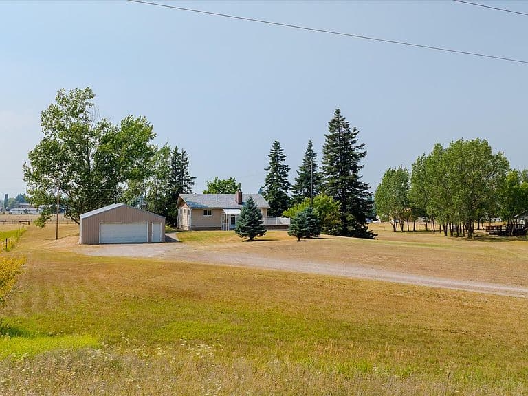 600 Jensen Rd photo 1