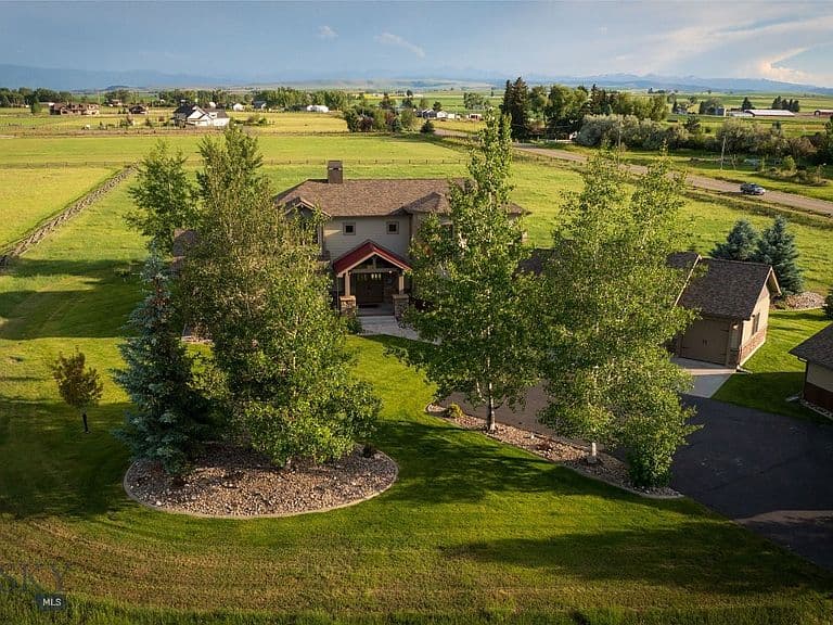 40 Wapiti Way photo 4