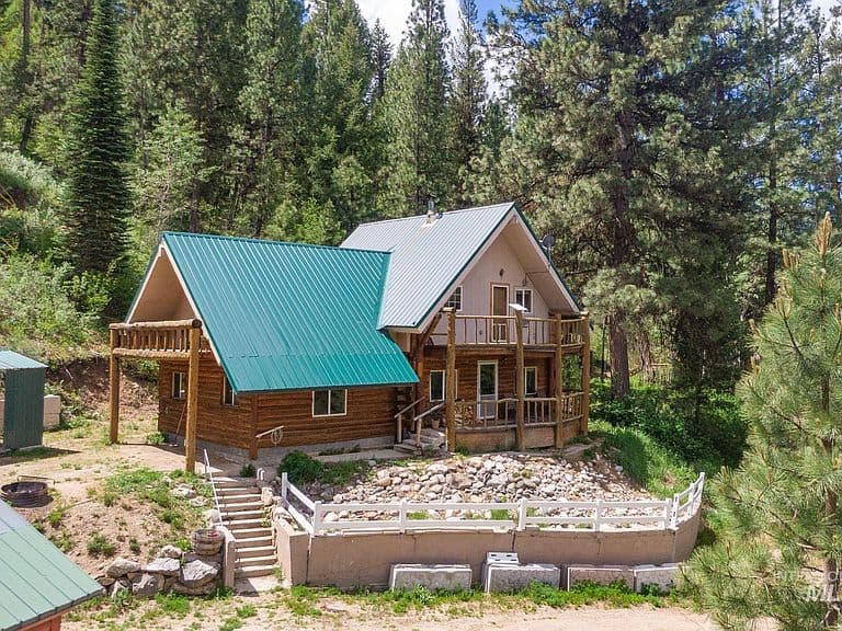 123 Alder Dr photo 3