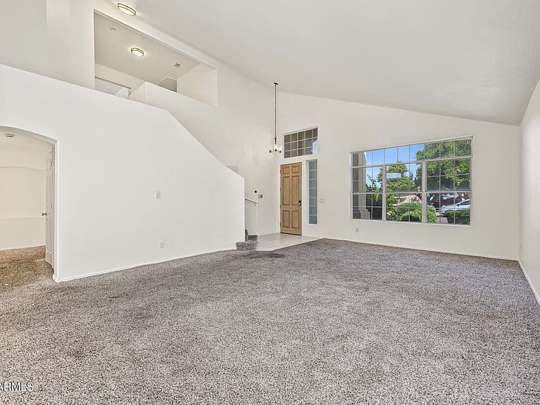 5153 E DELTA Avenue photo 3