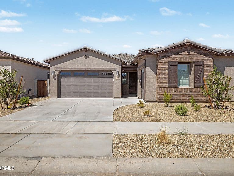 15024 W DESERT HOLLOW Drive photo 1