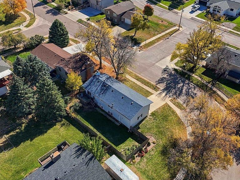 2802 Rawhide Dr photo 3