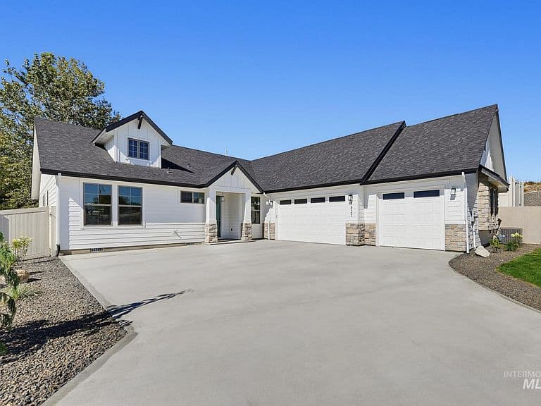 1837 N Black Elm Ln photo 2