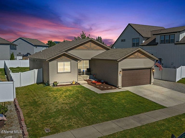 7290 N Bandon Ln photo 1