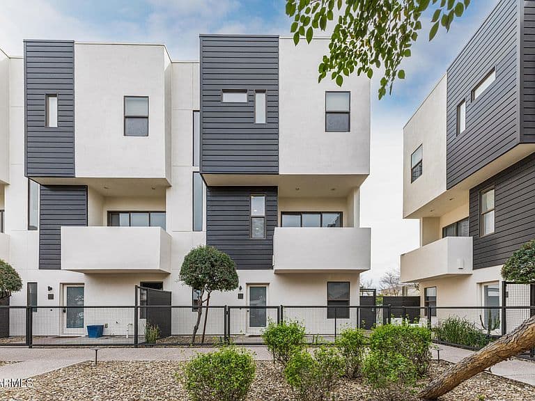 325 E Coronado Rd Unit 13 photo 1