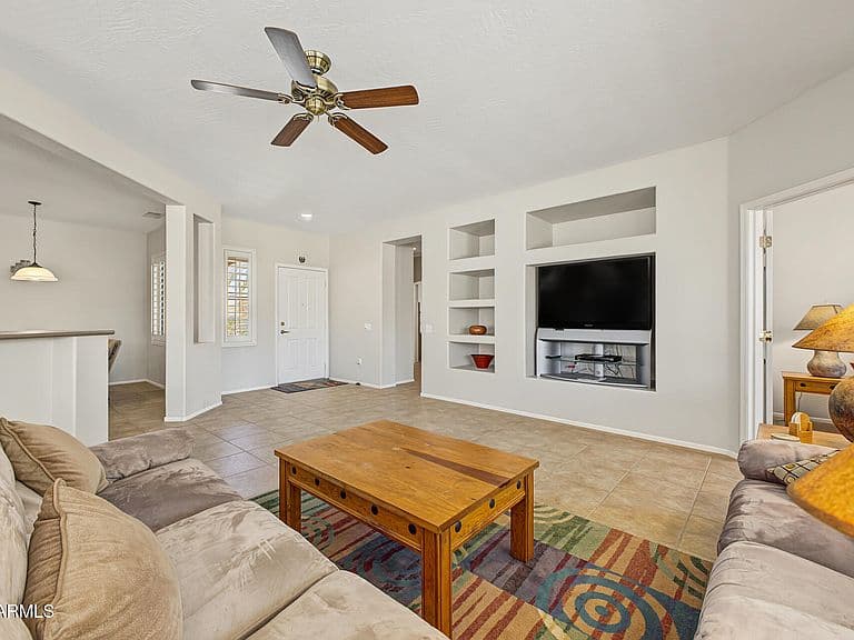 21216 N Red Hills Drive photo 5