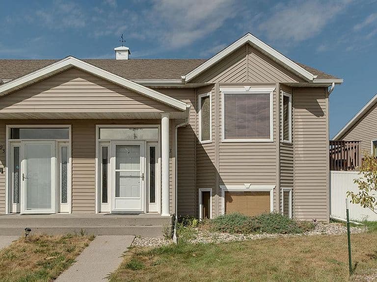 4793 Harvest Dr S photo 1