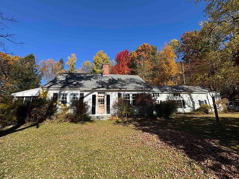 43 Old West Hopkinton Road photo 1