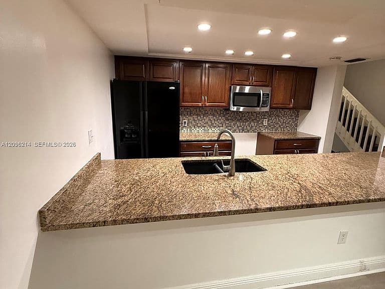 13370 SW 89th Ter APT F photo 4
