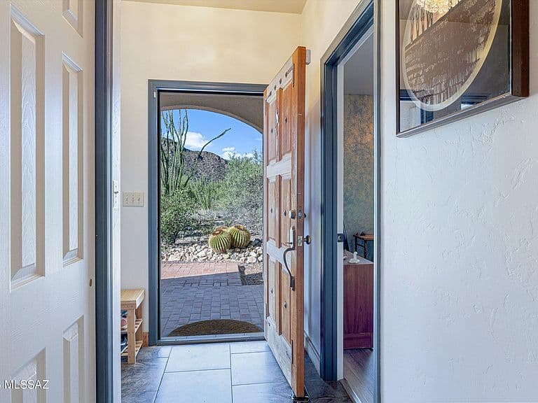 4155 W Coyote Ridge Trl photo 1