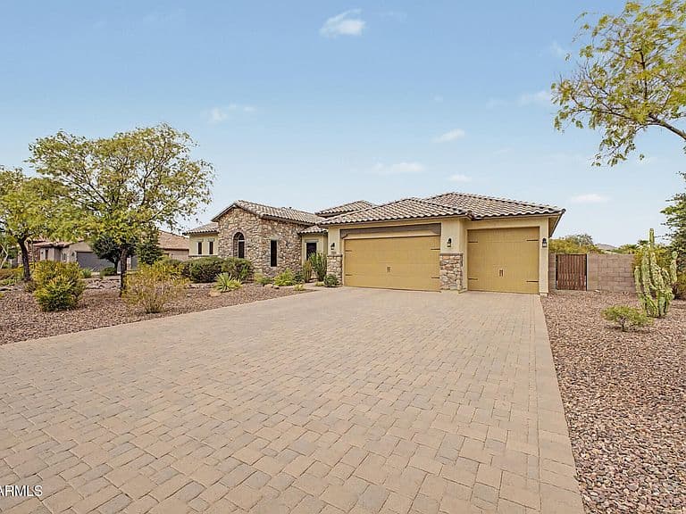 7314 W WHISPERING WIND Drive photo 5