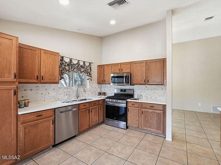 4530 W Lord Redman Loop photo 4