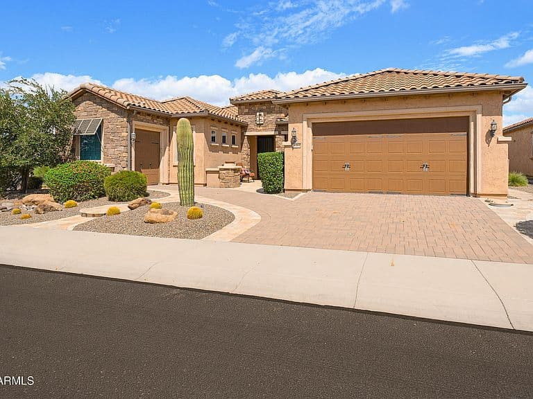 26364 W MATTHEW Drive photo 1